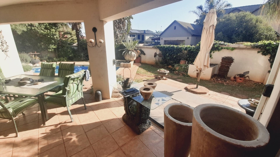 4 Bedroom Property for Sale in Melodie North West